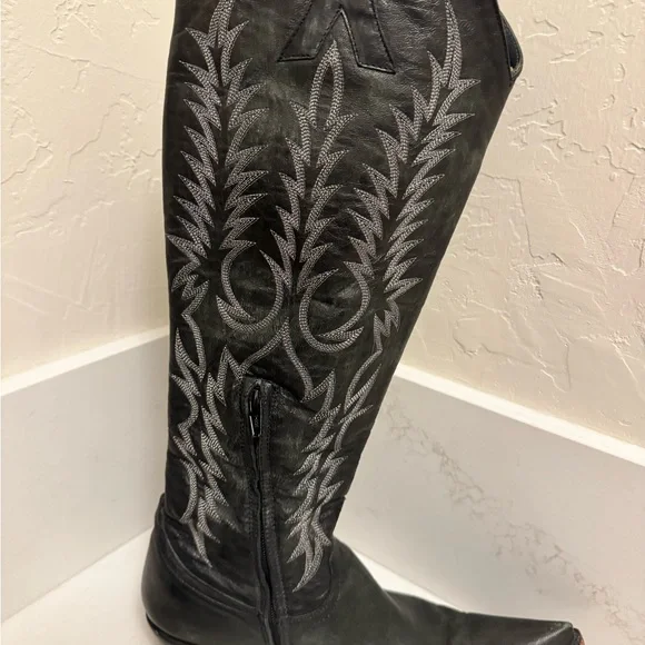 Old Gringo Black Embroidered Cowboy Boots